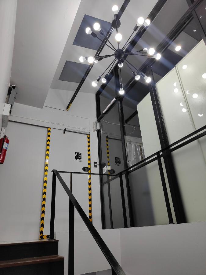 Met A Space Pod @Phrom Phong Bangkok Exterior photo